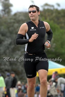 canberrahalfiron_run255.jpg
