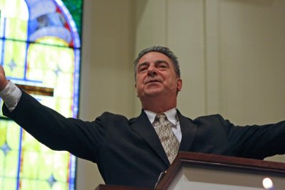 PastorMattInstalled071308 035.jpg