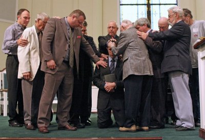 PastorMattInstalled071308 061.jpg