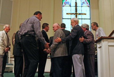 PastorMattInstalled071308 070.jpg