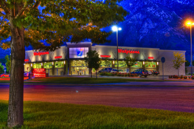 HDR - Walgreens 9:30pm