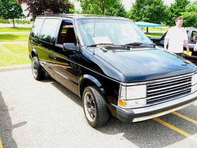 Bruce Hummel's 89 Turbo Mini Van