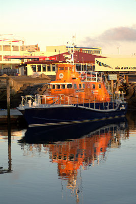 Rescue boat in the very early sun