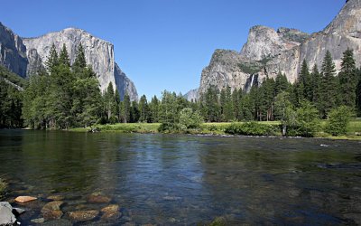 Yosemite Valley & Merced River