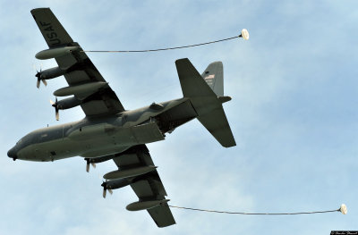 C-130 refueling Blackhawks
