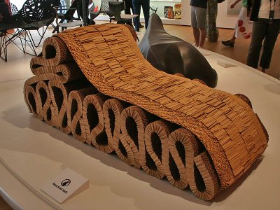 Frank O. Gehry : Bubbles Chaise Longue made of corrugated cardboard - 1987