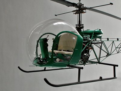 Arthur Young : Bell 47D1 Helicopter - 1945