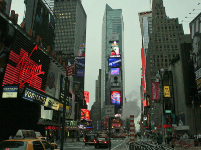 Early morning in Broadway - Times Square