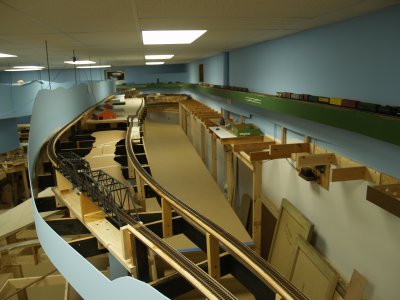 Middle and upper deck from the landing.