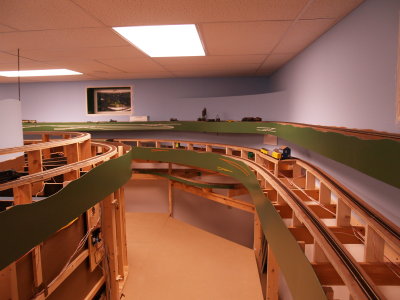More of the Middle Level trackage.