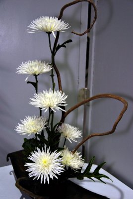 Dahlia arrangement