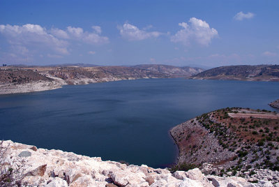 Asprokremos Dam