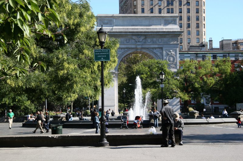 Fountain & Arch