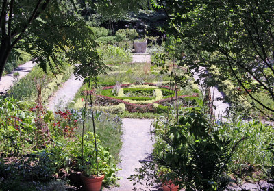 Herb Garden before 2010 - Brooklyn Botanic Garden