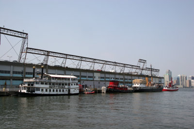 Pier 40 Boats