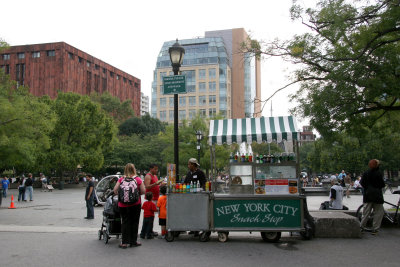 New York City Snacks at the Arch