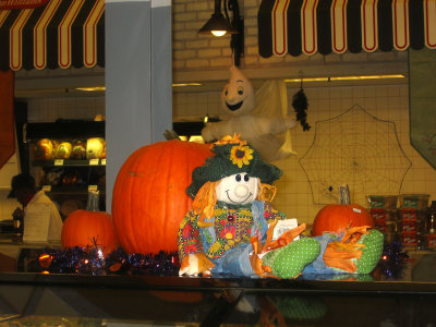 Supermarket Harvest & Halloween Display