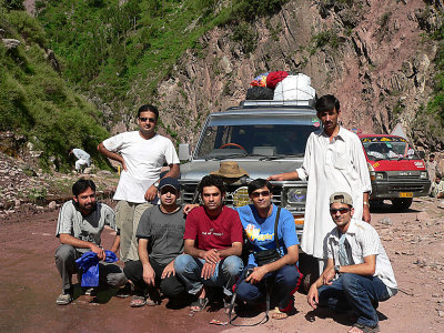 Group Photo with our car - P1280376.jpg