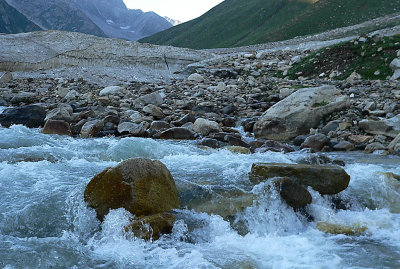Stream from Malika Parbat's glacier - P1280863.jpg