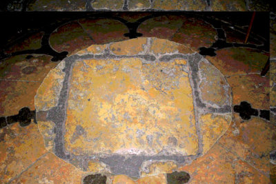 Round stone