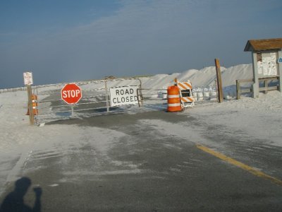 road is closed.JPG