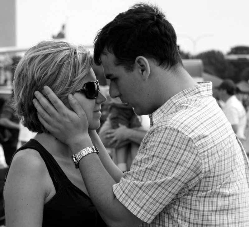 WHEN A MAN LOVES A WOMAN