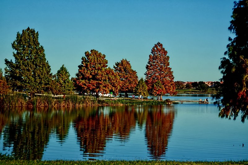 COLOR AT WHITE ROCK LAKE
