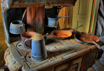 Lottie Johl House Kitchen - HDR
