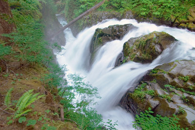 Wide shot with different shutter speed and apture.