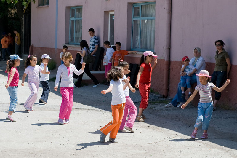 Tavsanli june 2008 1865.jpg
