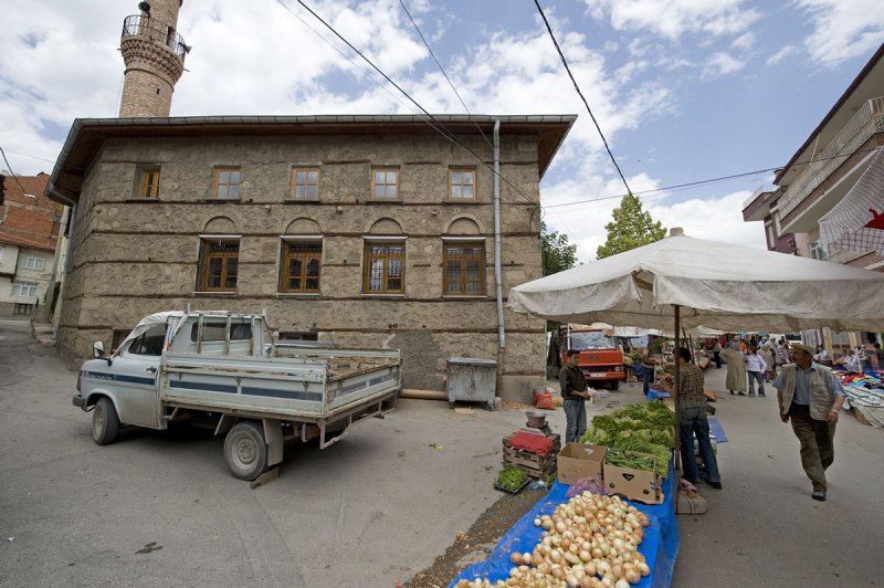 Tavsanli june 2008 1980.jpg