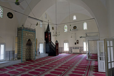 Bursa Abdal Mosque june 2008 2424.jpg