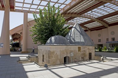 Konya Şeyh Fazıl Hüseyin Söylemez mausoleum 4650.jpg