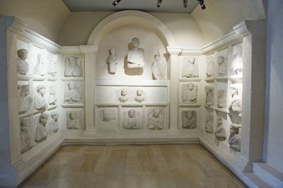 Palmyra graves at the archaeological museum
