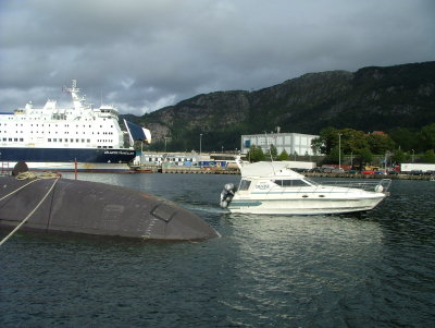 U34 - -Bergen-Norwegen - Close encounter - with a stupid Captain onboard the cruiser named DENISE- a possible terrorist ?