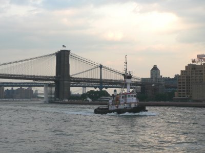 Approaching Brooklyn Bridge