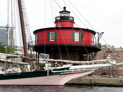 Pier 5 lighthouse Inner Harbor Baltimore.jpg