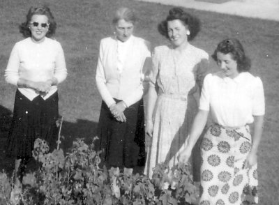 1947: Ireland. From left Mom, Grandmother Veronica, Thora, Norma