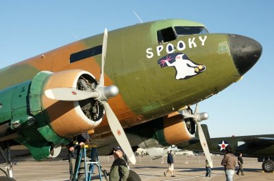 DOUGLAS C-47 SKYTRAIN