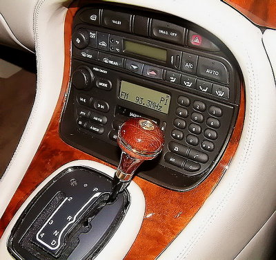 Lovely rosewood replacement really lifts the interior