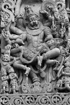 Vishnu avatar, Narasimha - Halebidu