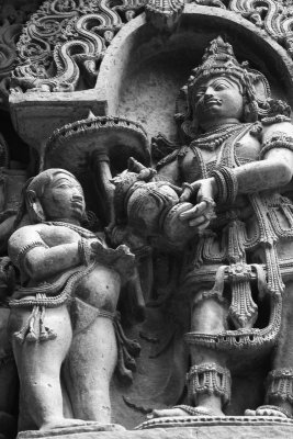 Vishnu avatar, Vamana - Halebidu