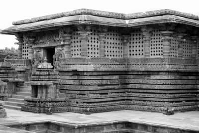 Temple with the latticed windows, Halebidu
