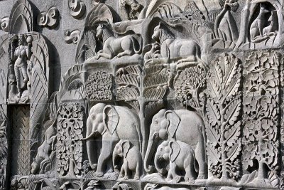 Elephant family sculptures, Sri Perumbedur