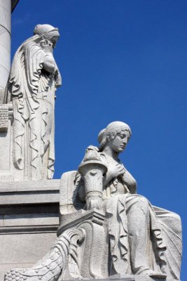 Faith by Karl Bitter, statues on the outside of the Capitol building