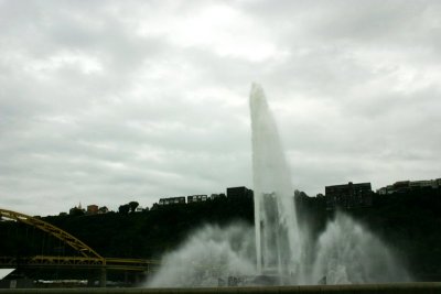 Eloquent dance, fountain, Pittsburgh, PA