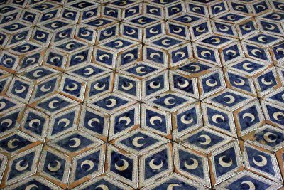 a floor in the Duomo.jpg
