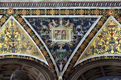 inside the Duomo in Siena 6.jpg