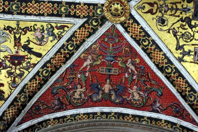 inside the Duomo in Siena 7.jpg