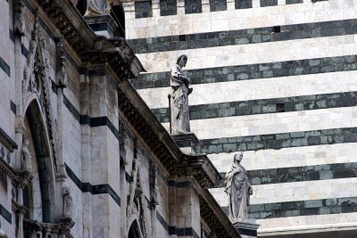Striped Duomo in Siena.jpg